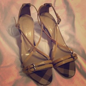 Tan Burberry Heels